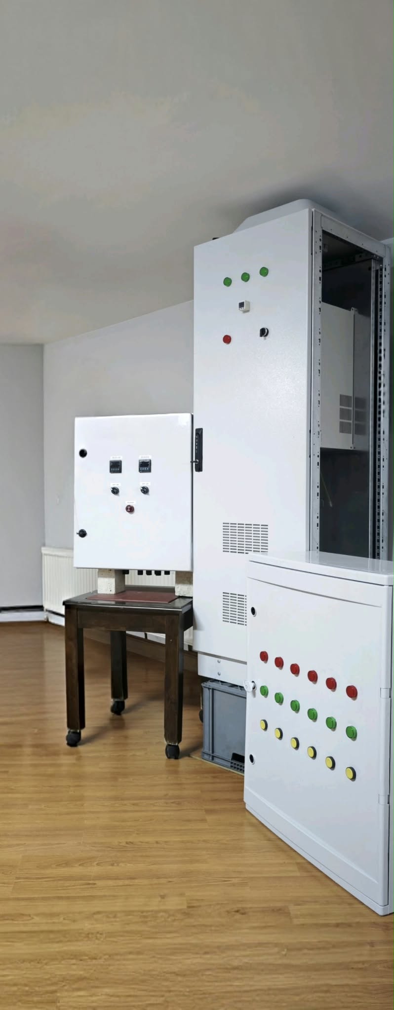 Fully assembled control panel.